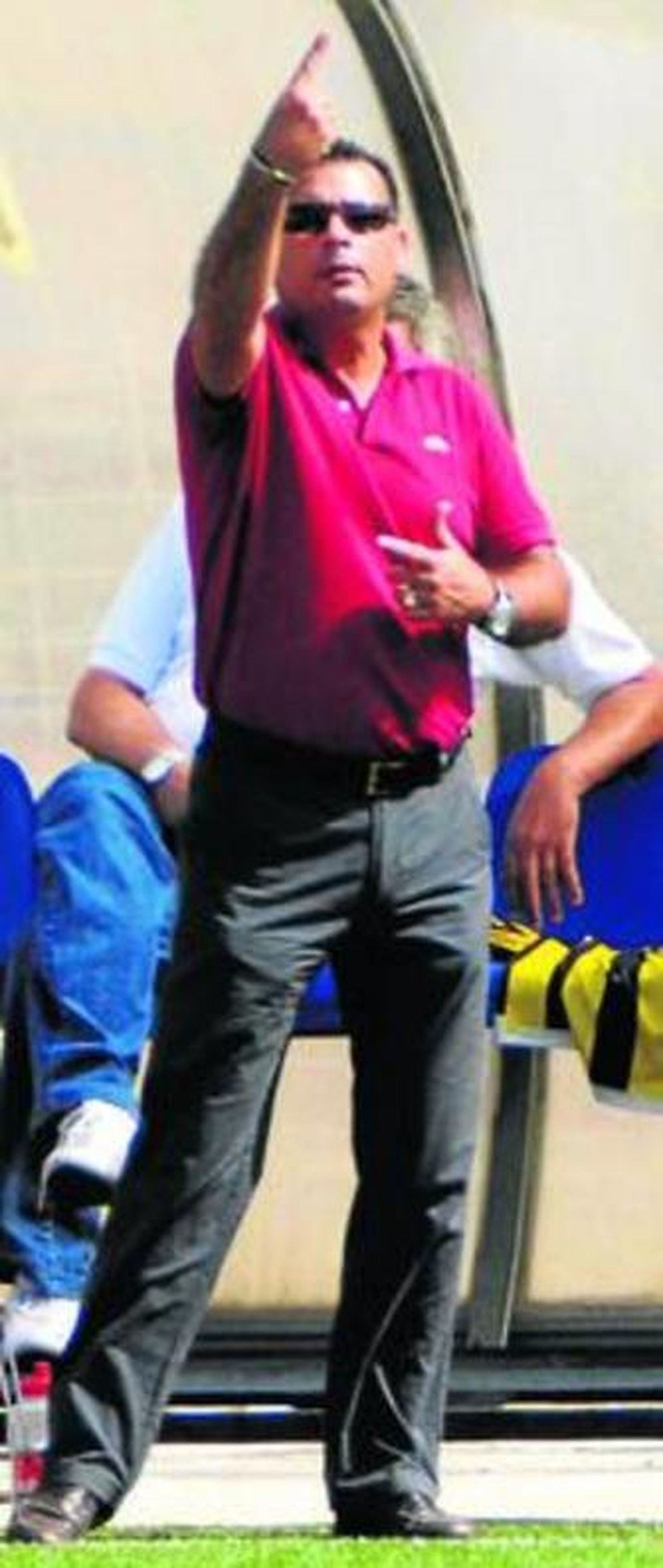 Colón, técnico del Bazán.