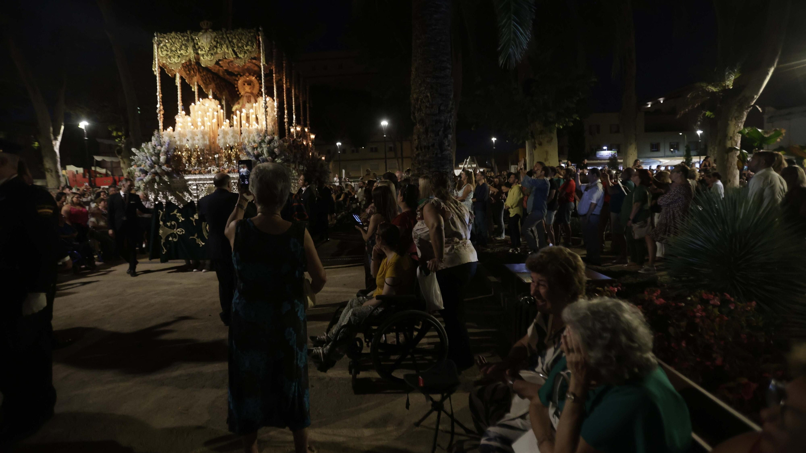 La Magna Mariana de Algeciras por el Parque María Cristina, en imágenes