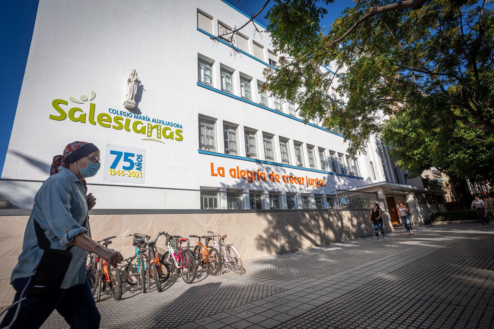 El colegio María Auxiliadora (Salesianas) en la capital.