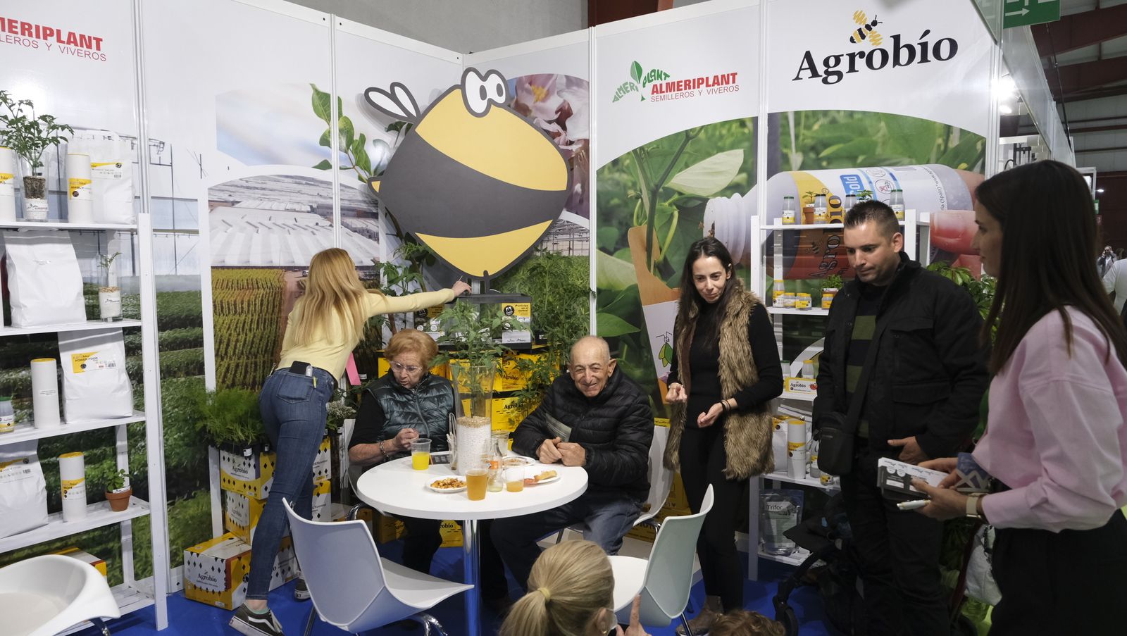 Imágenes del primer día de Expolevante Níjar.