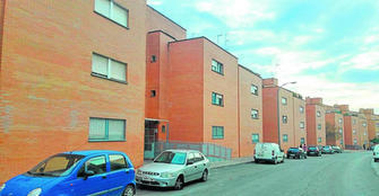 Una perspectiva de las viviendas de Brigadas Internacionales, cuya adquisión se cerrará en primer lugar.