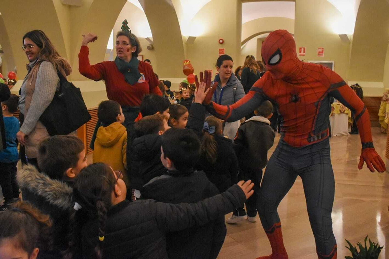Imágenes de la Gala de la Ilusión de los Reyes Magos de Cádiz