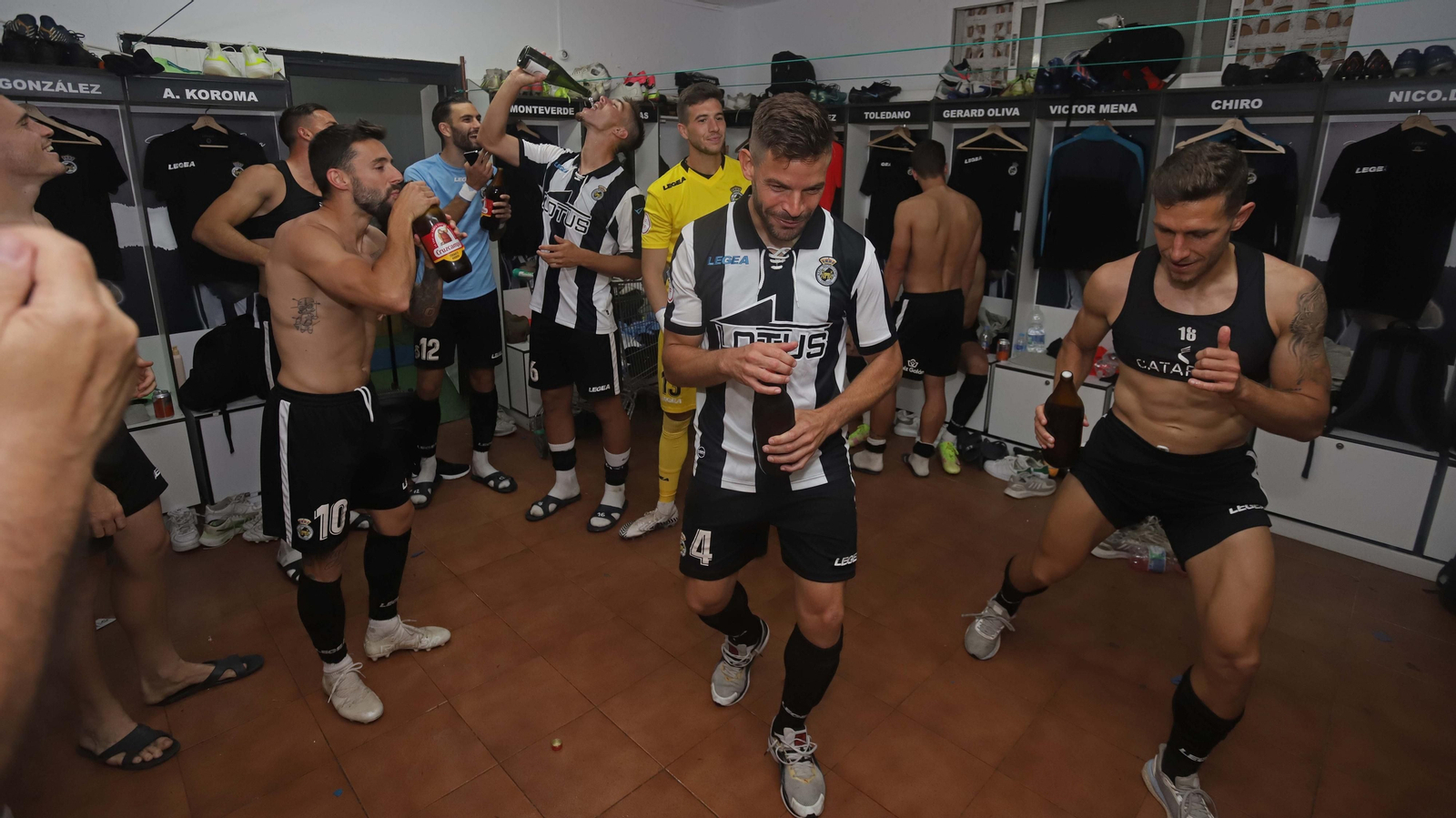 Fotos de la celebración de la Balona en el estadio municipal de La Línea