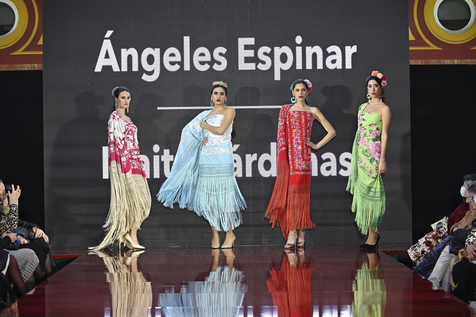El desfile de Ángeles Espinar y Maite Cárdenas en Pasarela Huelva Flamenca 2022, todas las fotos