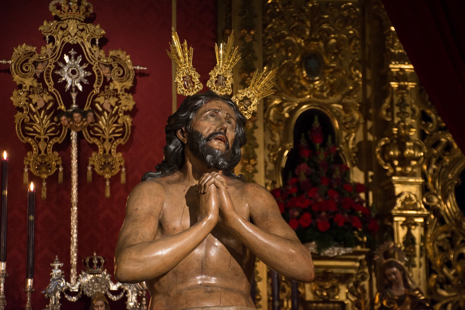 Besapiés a Nuestro Padre Jesús de las Penas, de la Hermandad de la Estrella