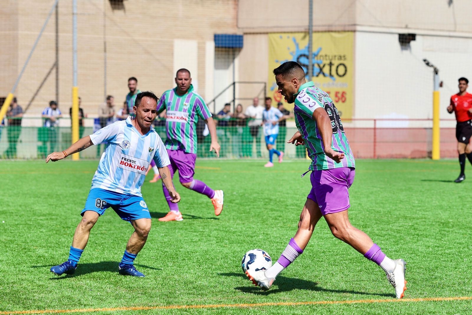 Leyendas del Málaga CF se reúnen en el césped