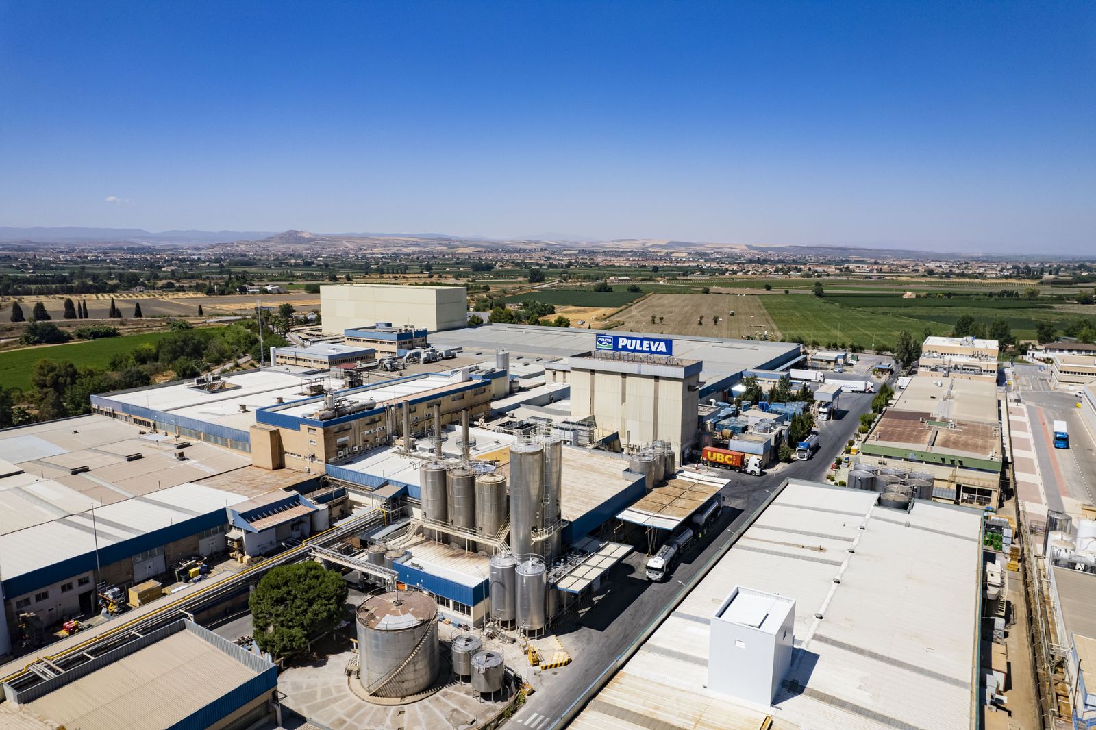 Imagen de la planta productora de lácteos de Puleva en Granada