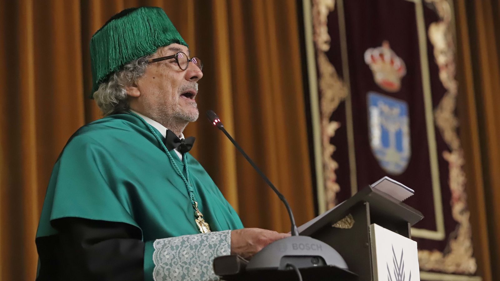 Investidura de Pepe Chamizo como Doctor Honoris Causa en imágenes
