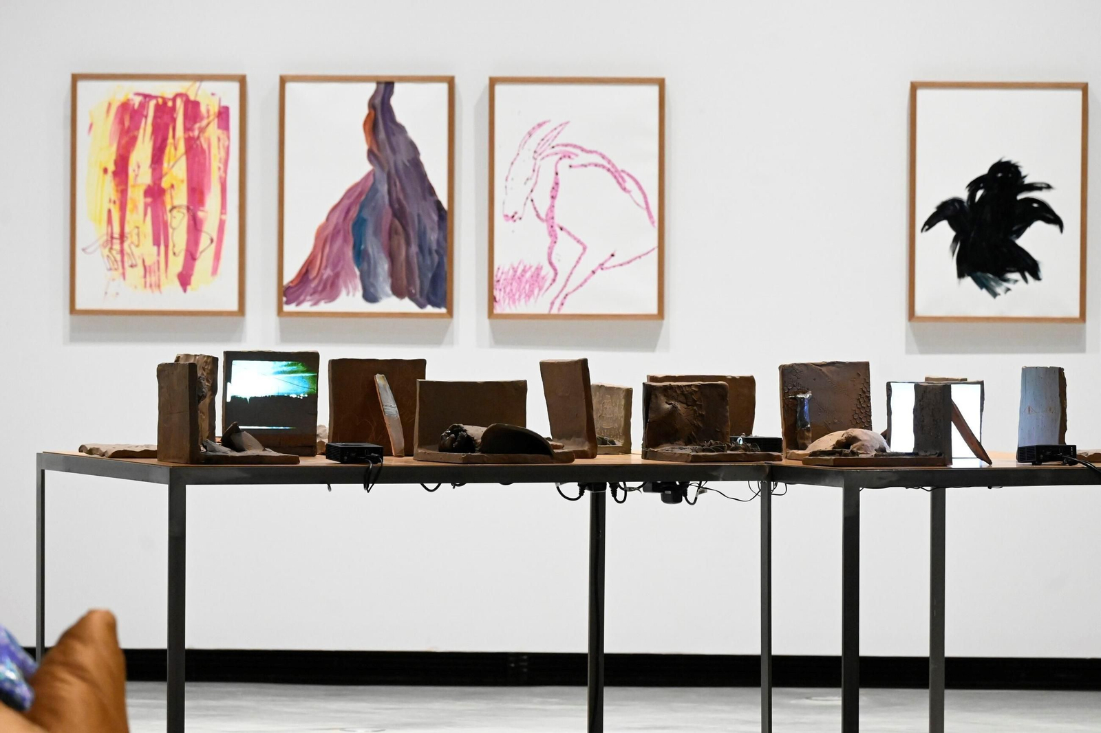 La exposición 'El ruido que habita', de Cecilia Bengolea, en el C3A