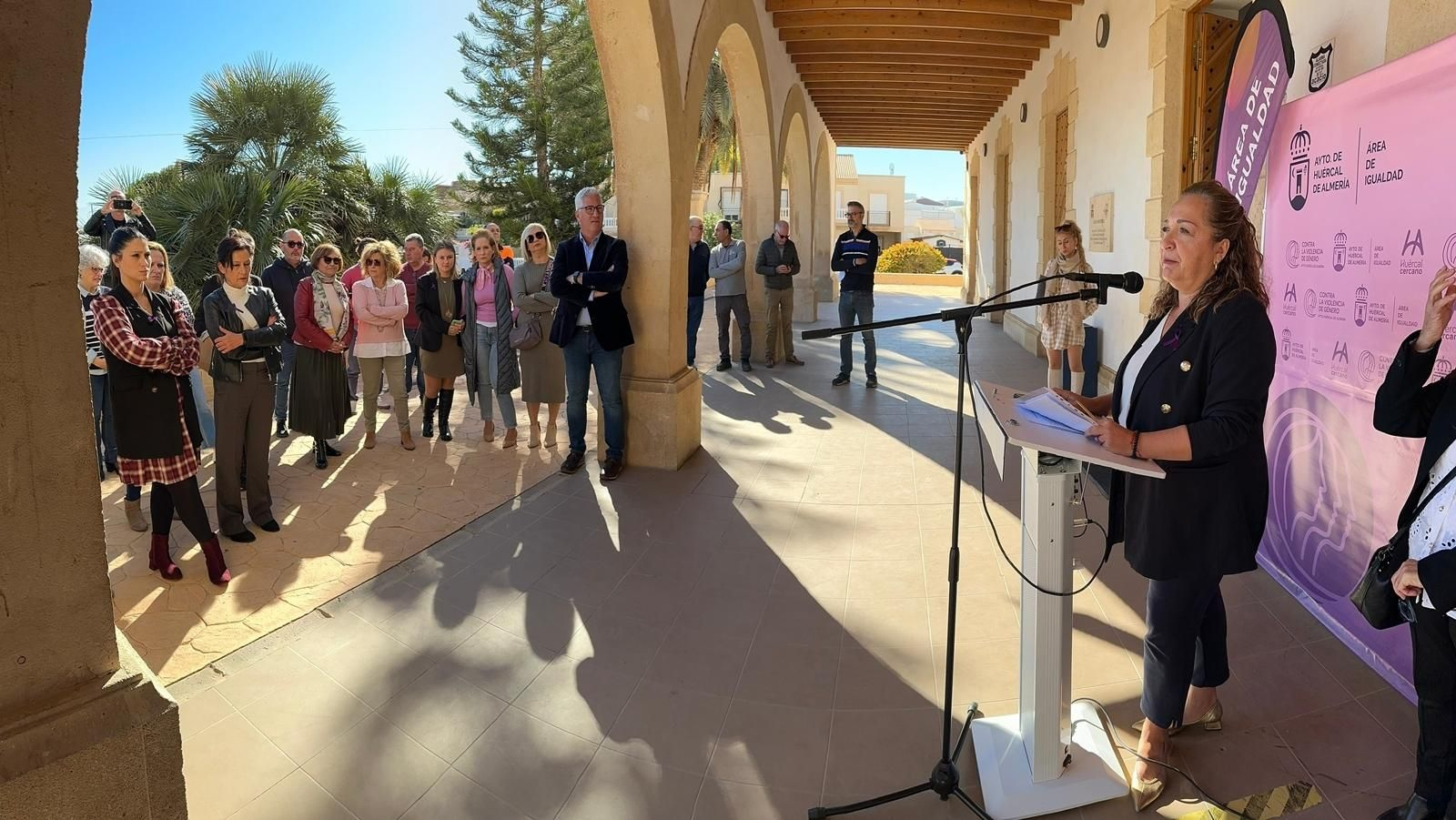 Momento de la lectura del manifiesto.