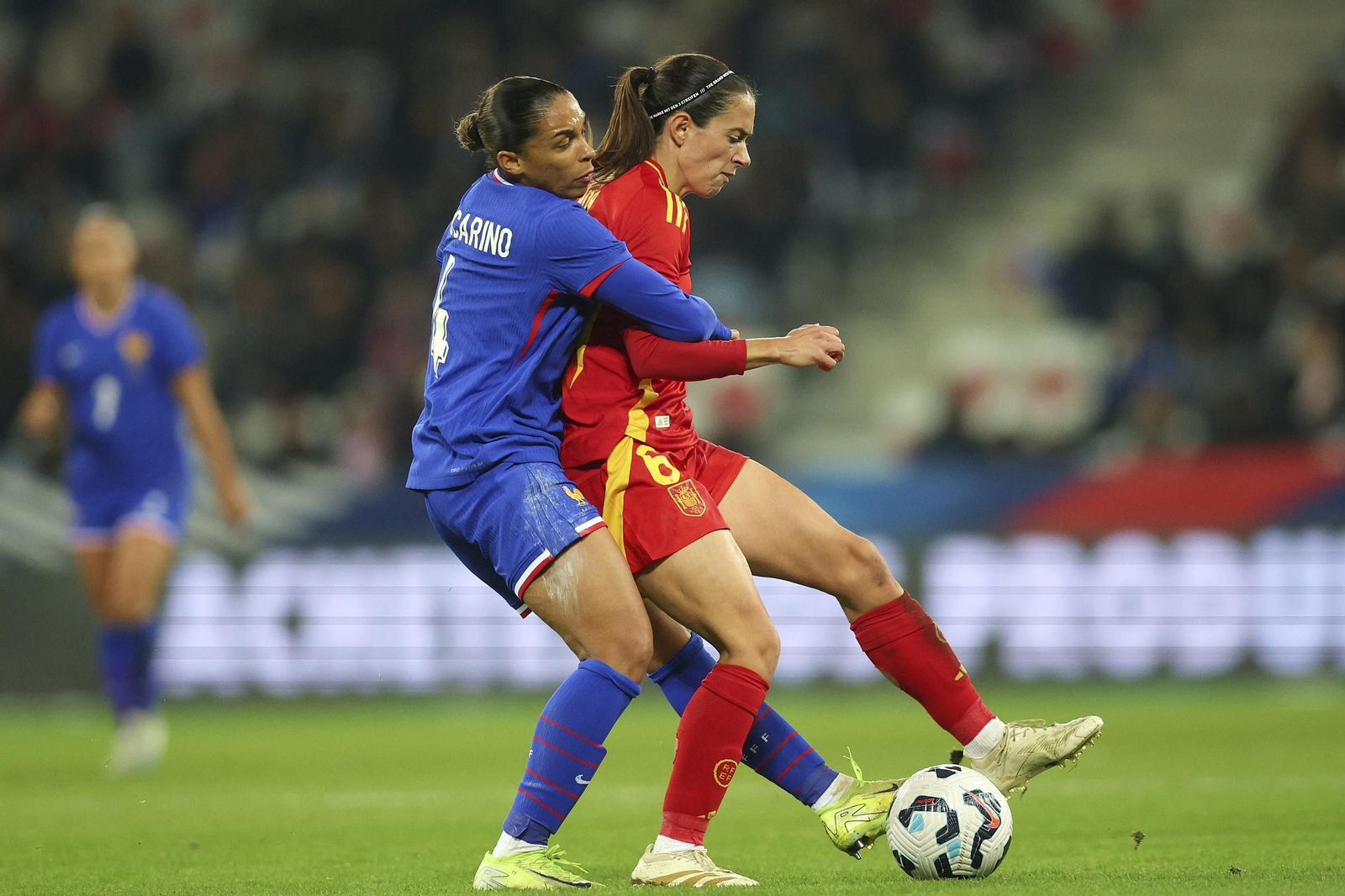 Las fotos de la exhibición de España femenina en Francia