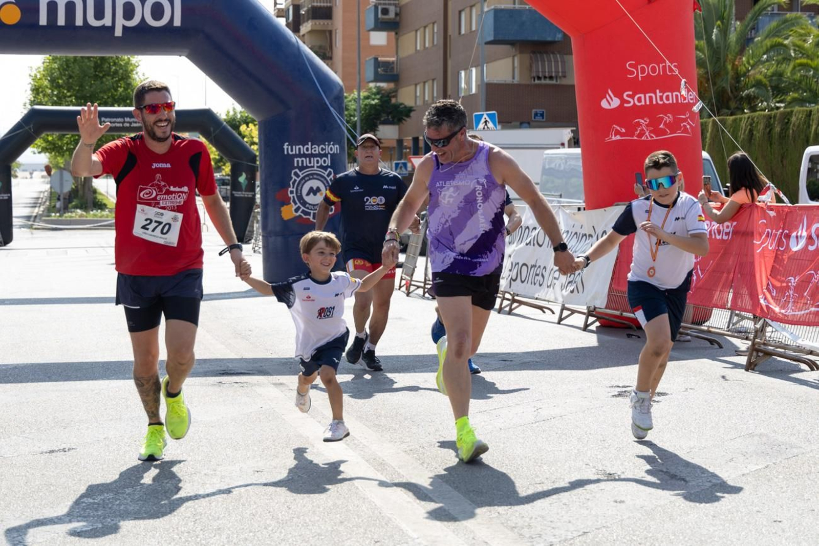 La quinta edición de la Carrera Solidaria Jaén Ruta 091 (I)