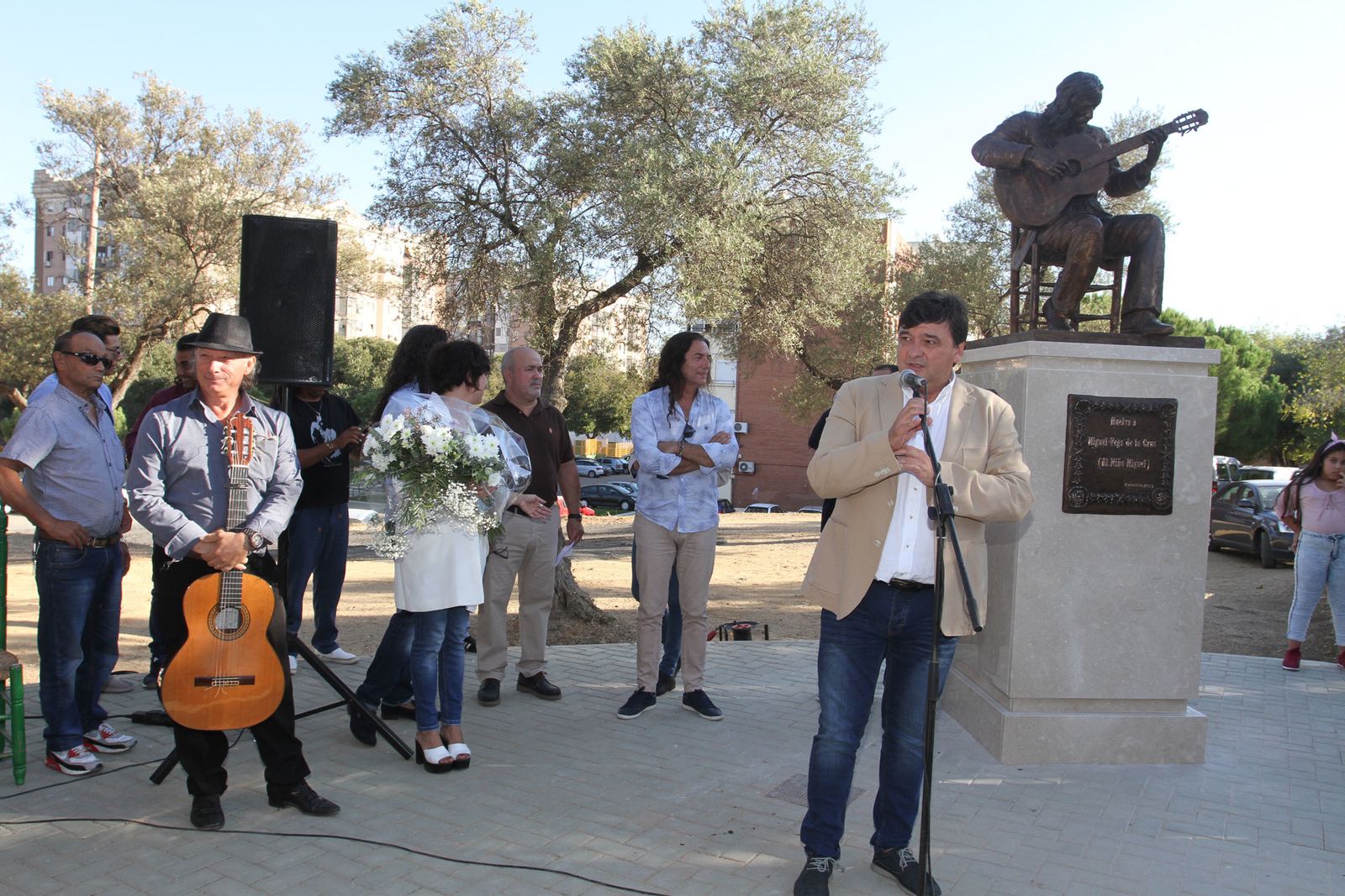 Inaguración del monumento al Niño Miguel.