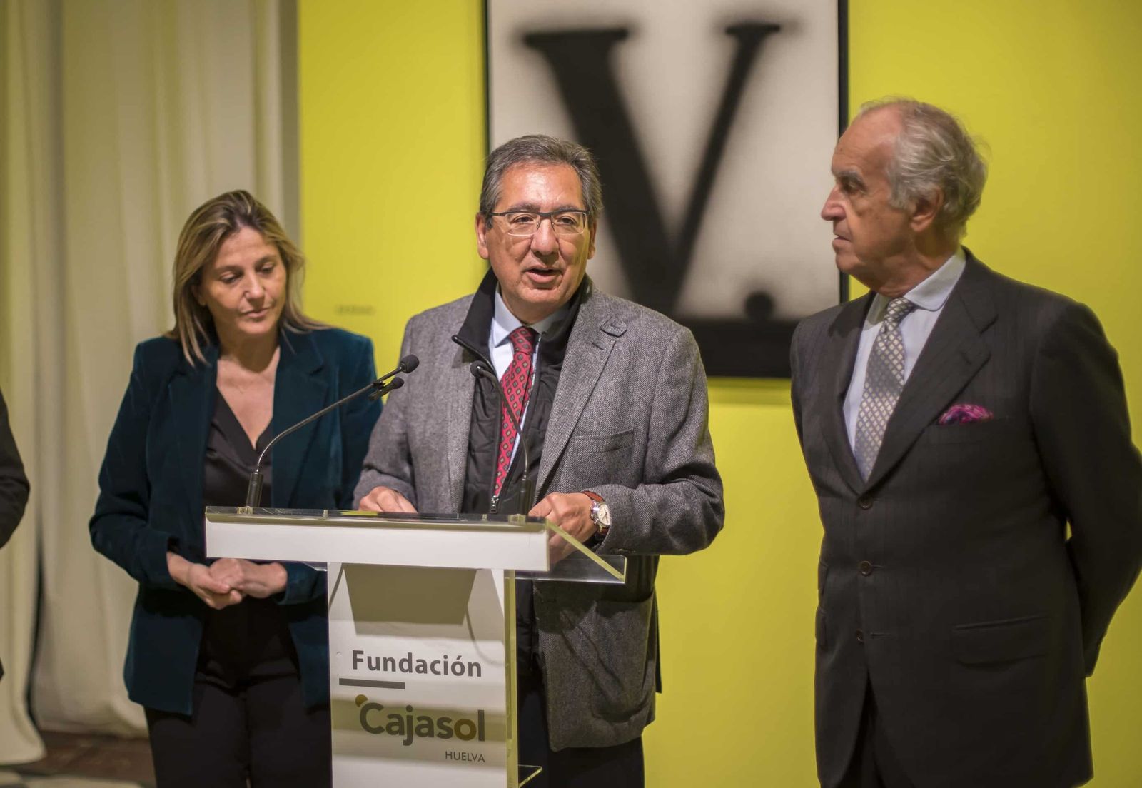 Antonio Pulido en el acto inaugural de la exposición