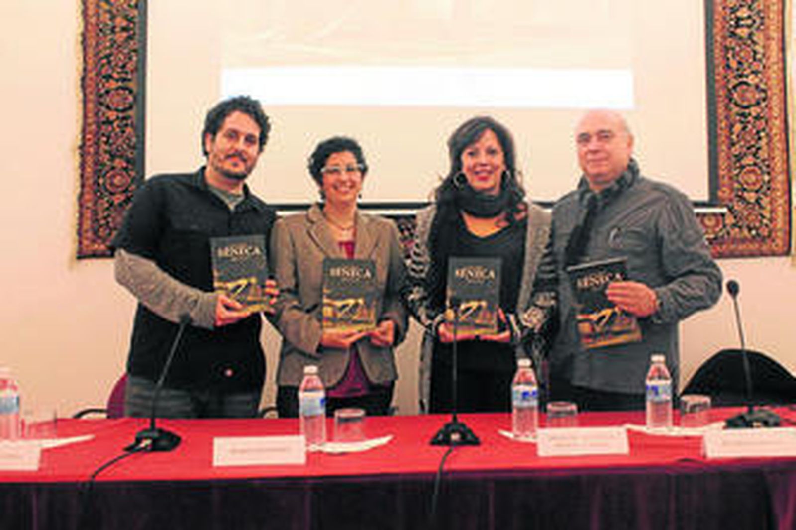 La presentación del libro, en la Biblioteca Viva de Al-Ándalus.