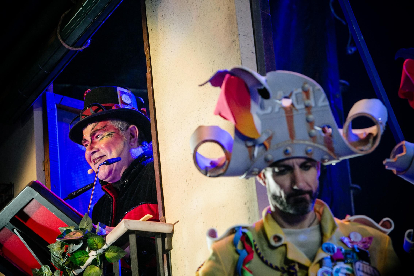 El pregón  y la quema del dios Momo en imágenes