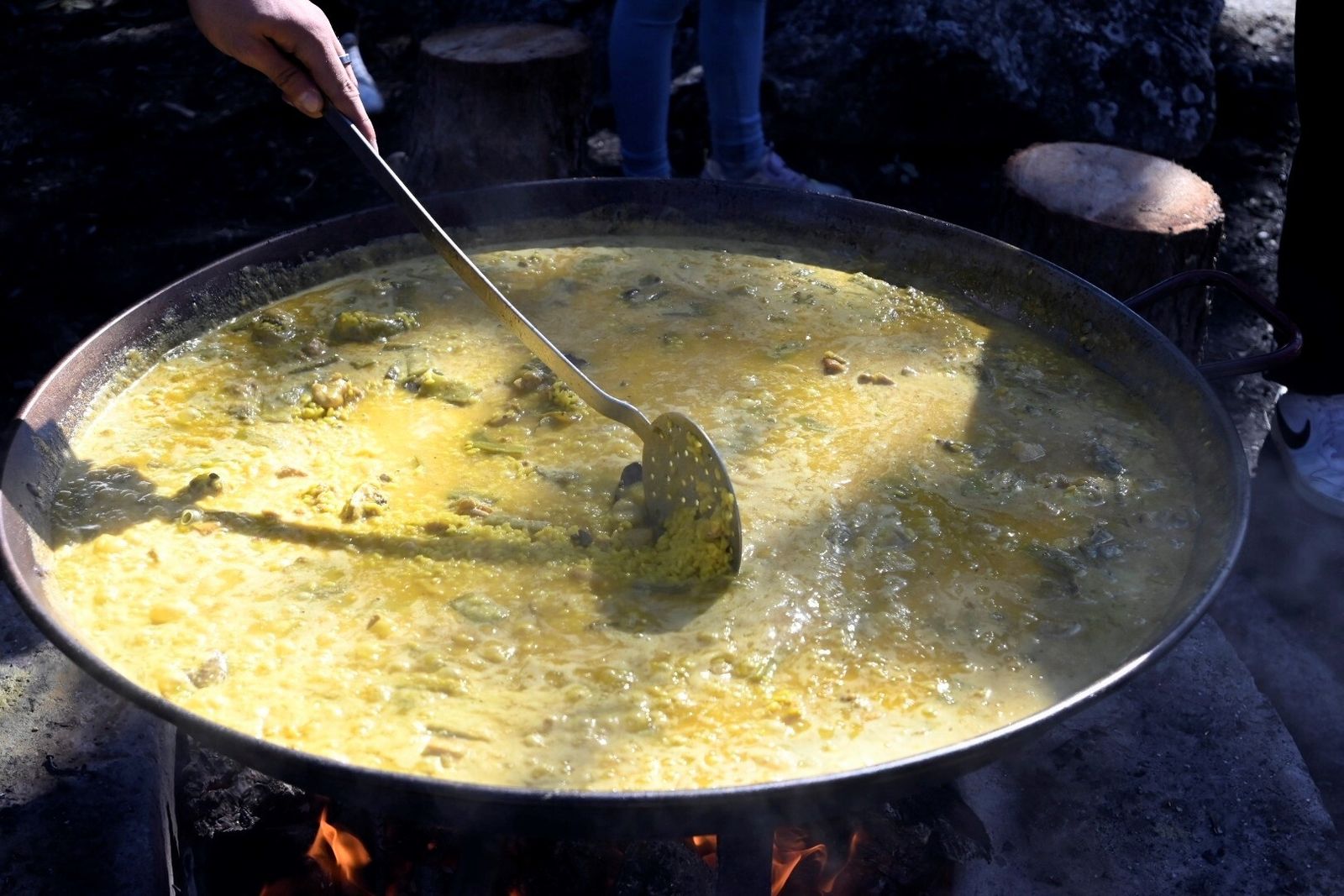Las imágenes de los peroles por San Rafael en Los Villares