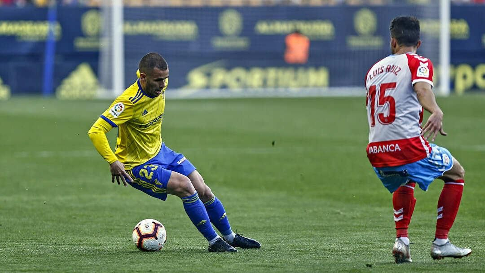 Imágenes del partido de fútbol Cádiz CF - CD Lugo