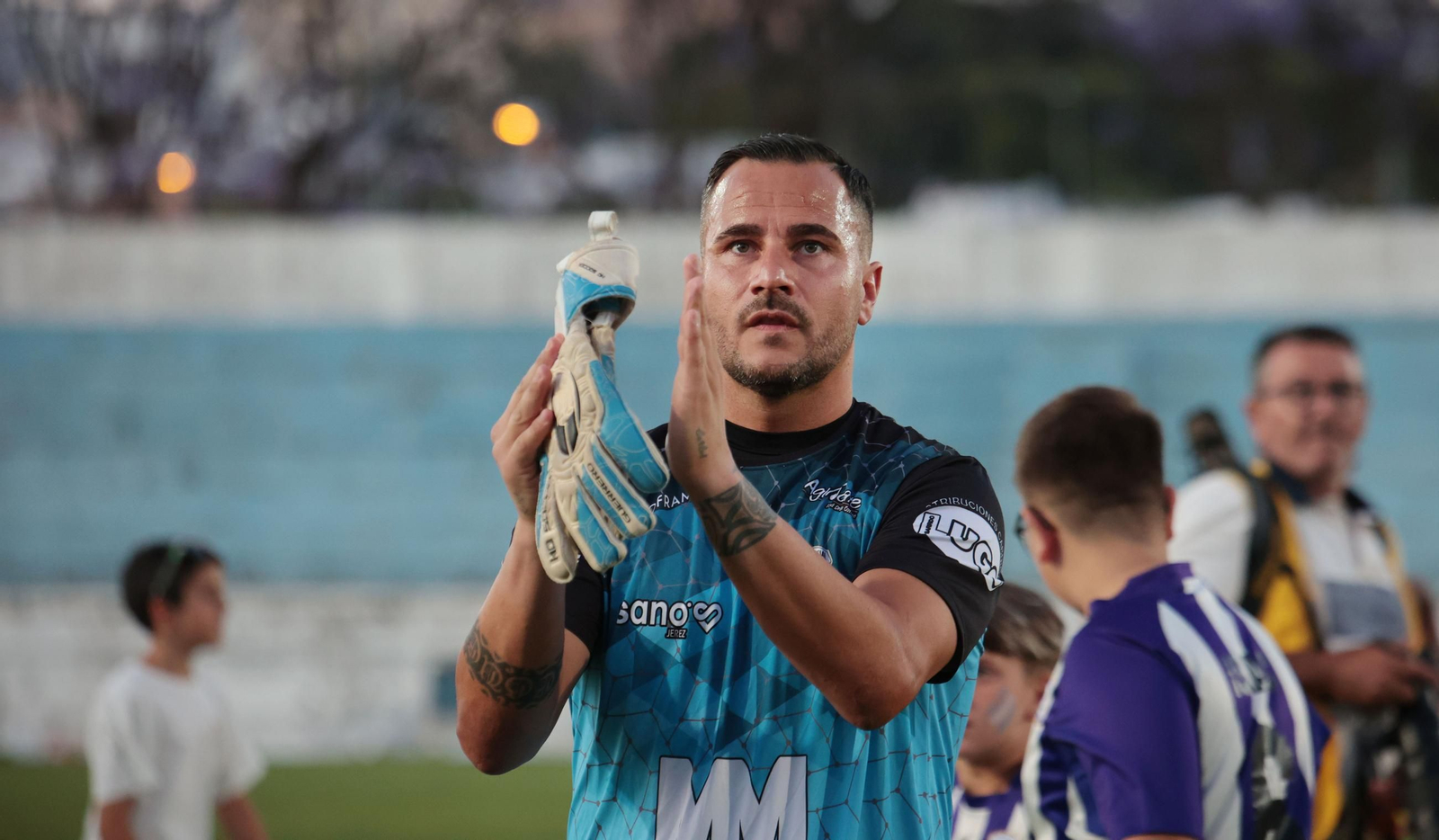 Imágenes del parido del Jerez Industrial - Arcos en el Pedro Garrido