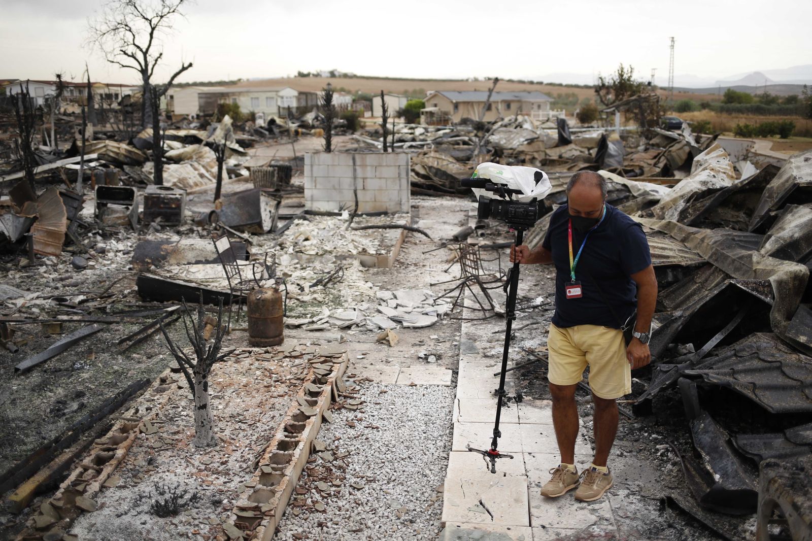Las fotos del camping de Mollina, arrasado por el incendio