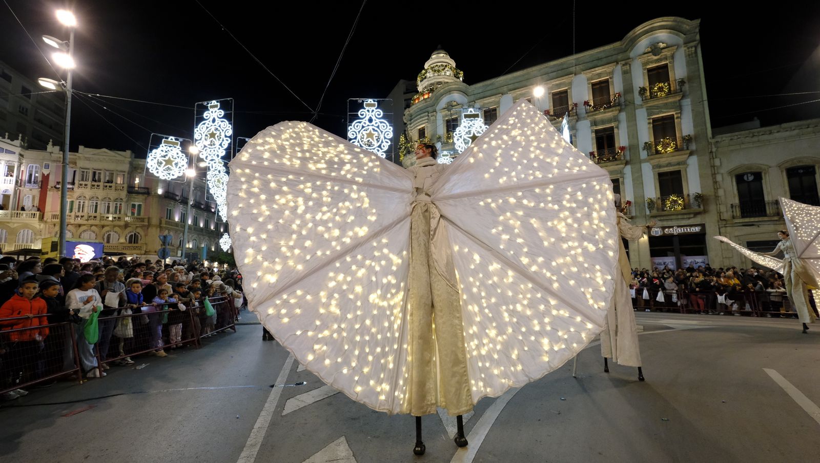 Fotogalería de la Cabalgata de Reyes Magos en Almería