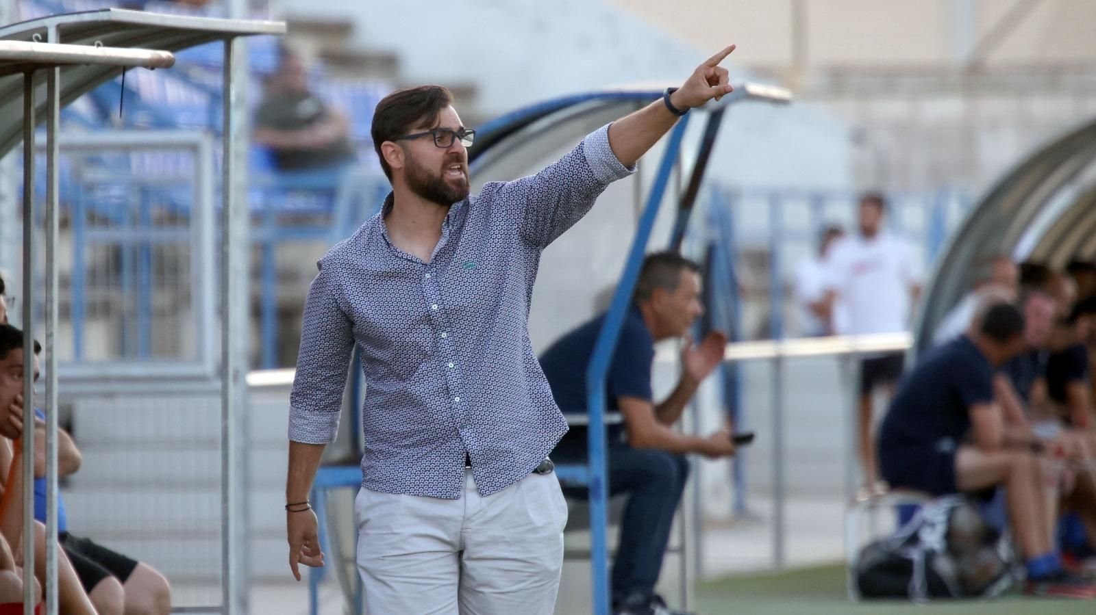 Imágenes del Memorial Pedro Garrido entre Jerez Industrial y Atlético Sanluqueño