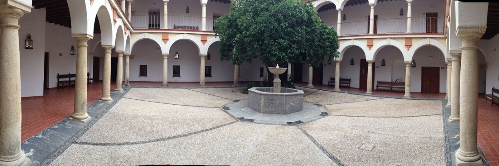 Patio de la sede de la Fundación Antonio Gala.