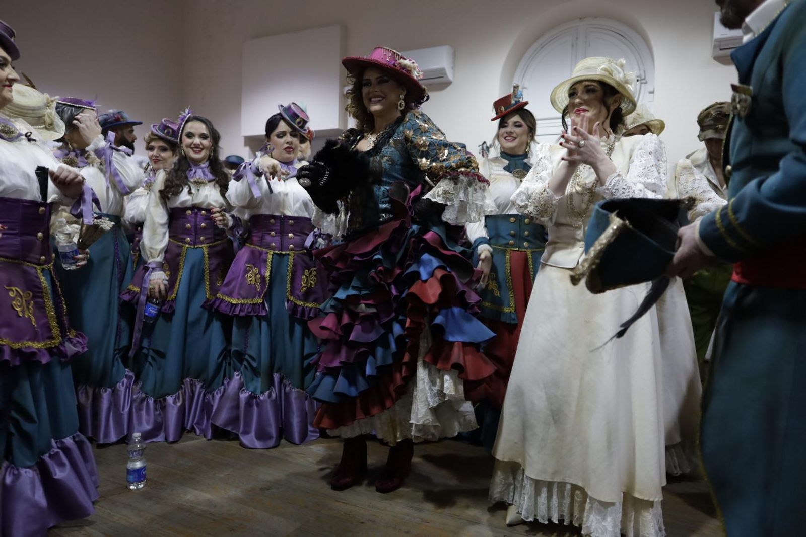 Búscate entre las mejores imágenes de la décima sesión de preliminares del COAC 2026