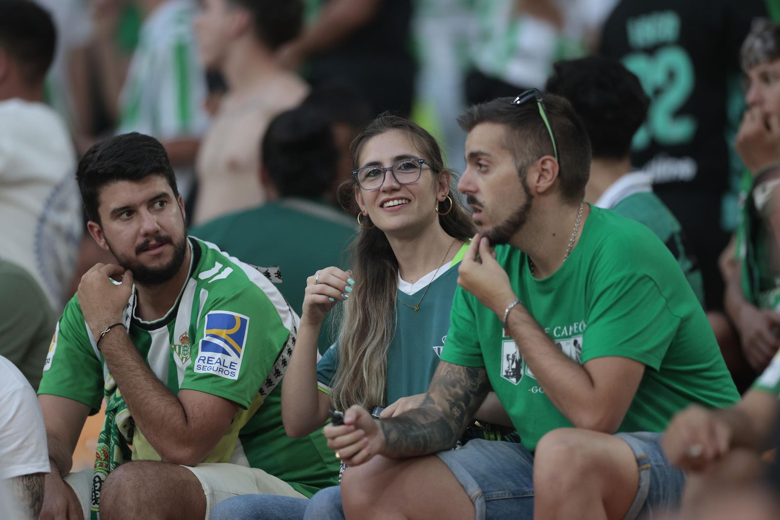 Búscate en las fotos del Betis - Alavés