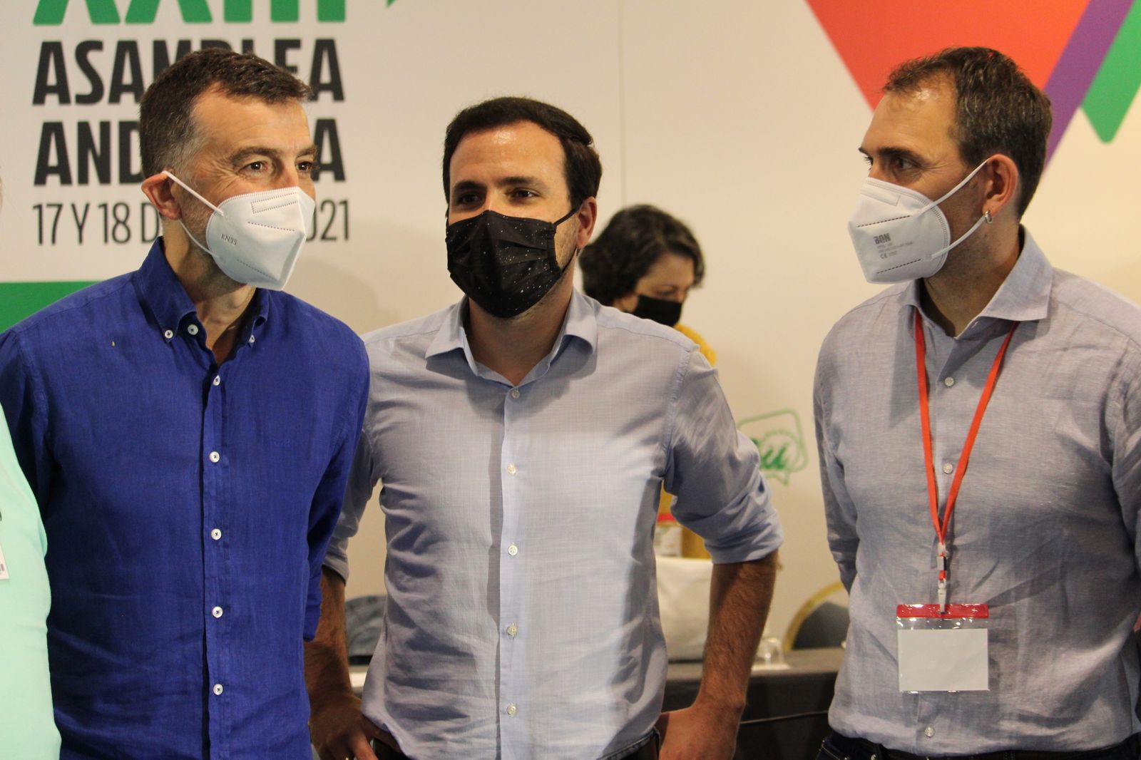 Antonio Maíllo y Alberto Garzón, con Toni Valero, recién elegido líder de IU Andalucía.