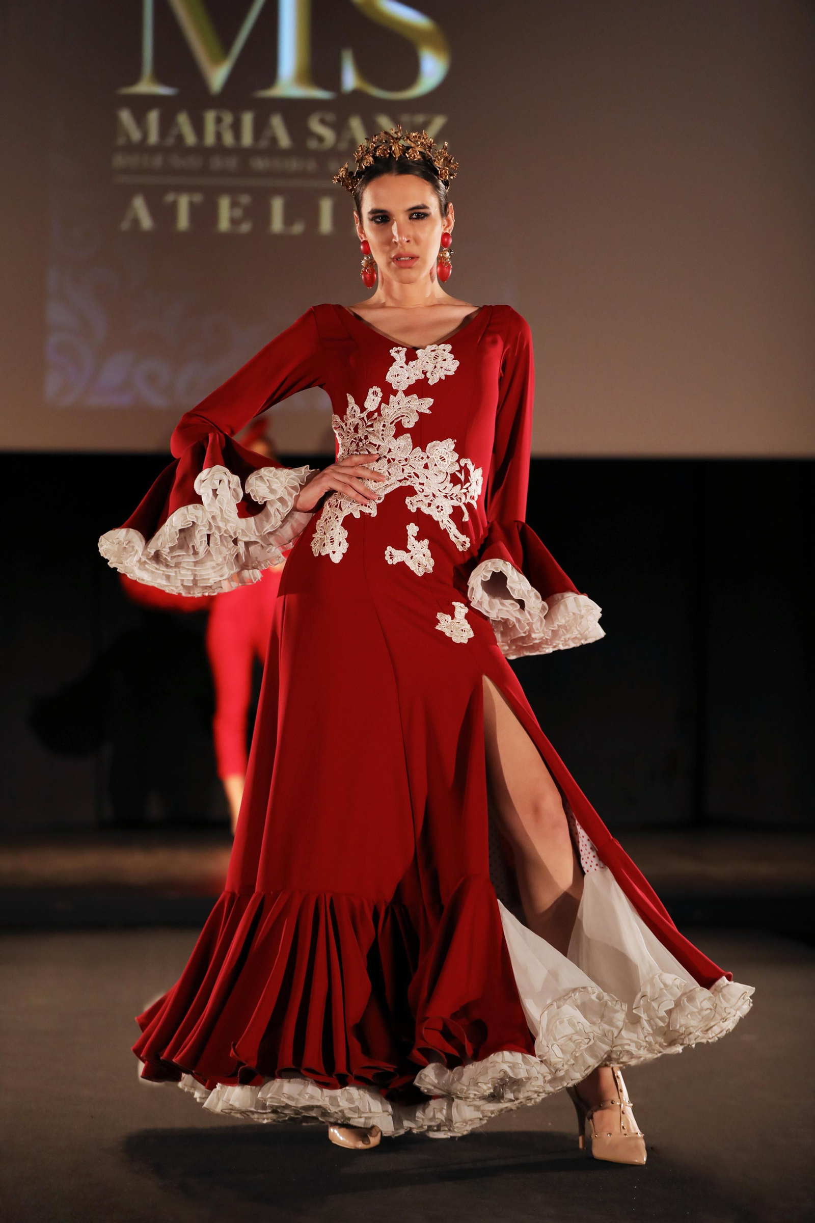 Desfile María Sanz en Pasarela Flamenca Granada