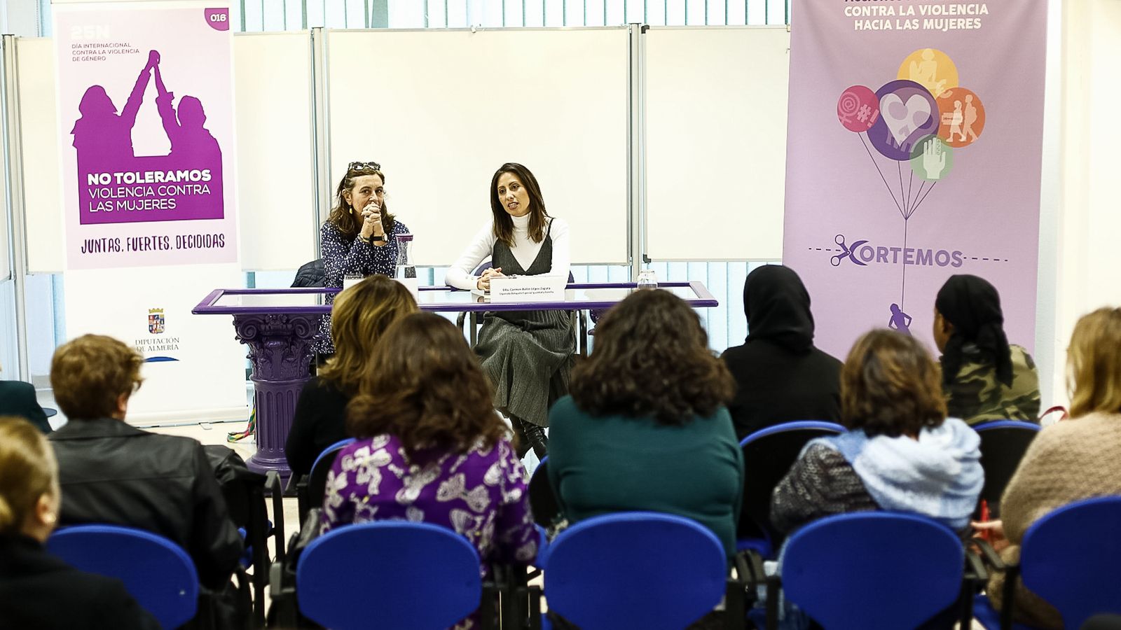 Presentación en el Espacio de Mujeres.