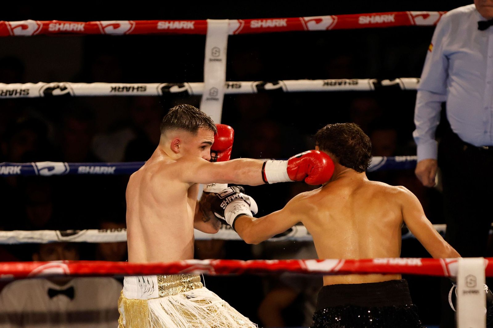 Las mejores fotos del debut profesional de Rafa Lozano Jr. ante Kervin Romero