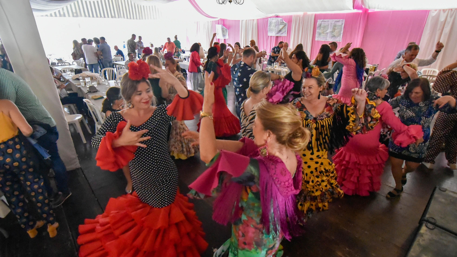 Fotos del viernes en la Feria de Los Barrios