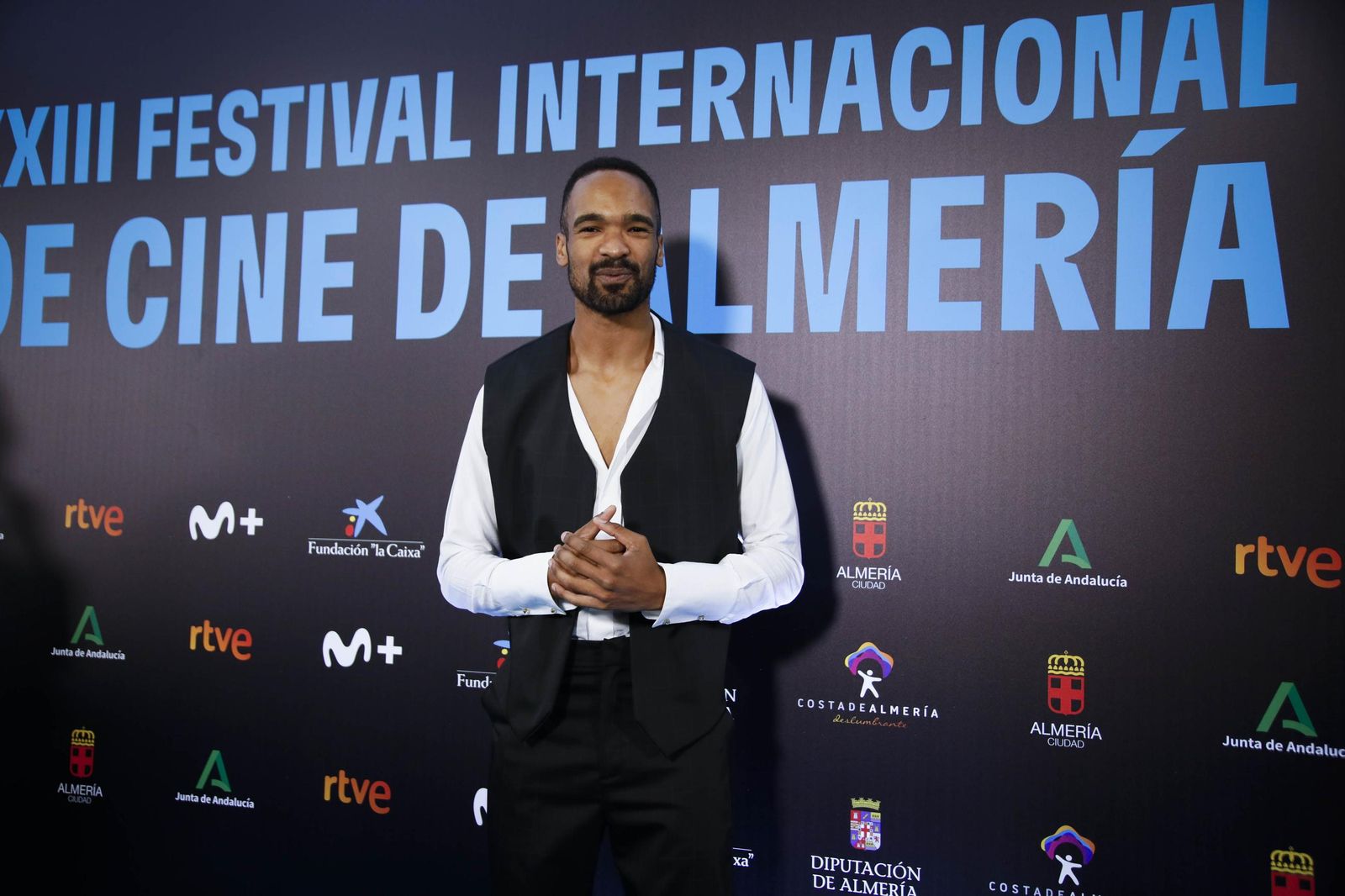 Las imágenes de la gala del Festival Internacional de Cine de Almería (Fical) con el premio 'Almería, tierra de cine' a Karra Elejalde