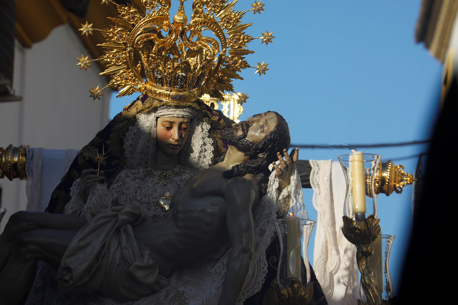 Jueves Santo en Córdoba: la procesión de Las Angustias, en imágenes