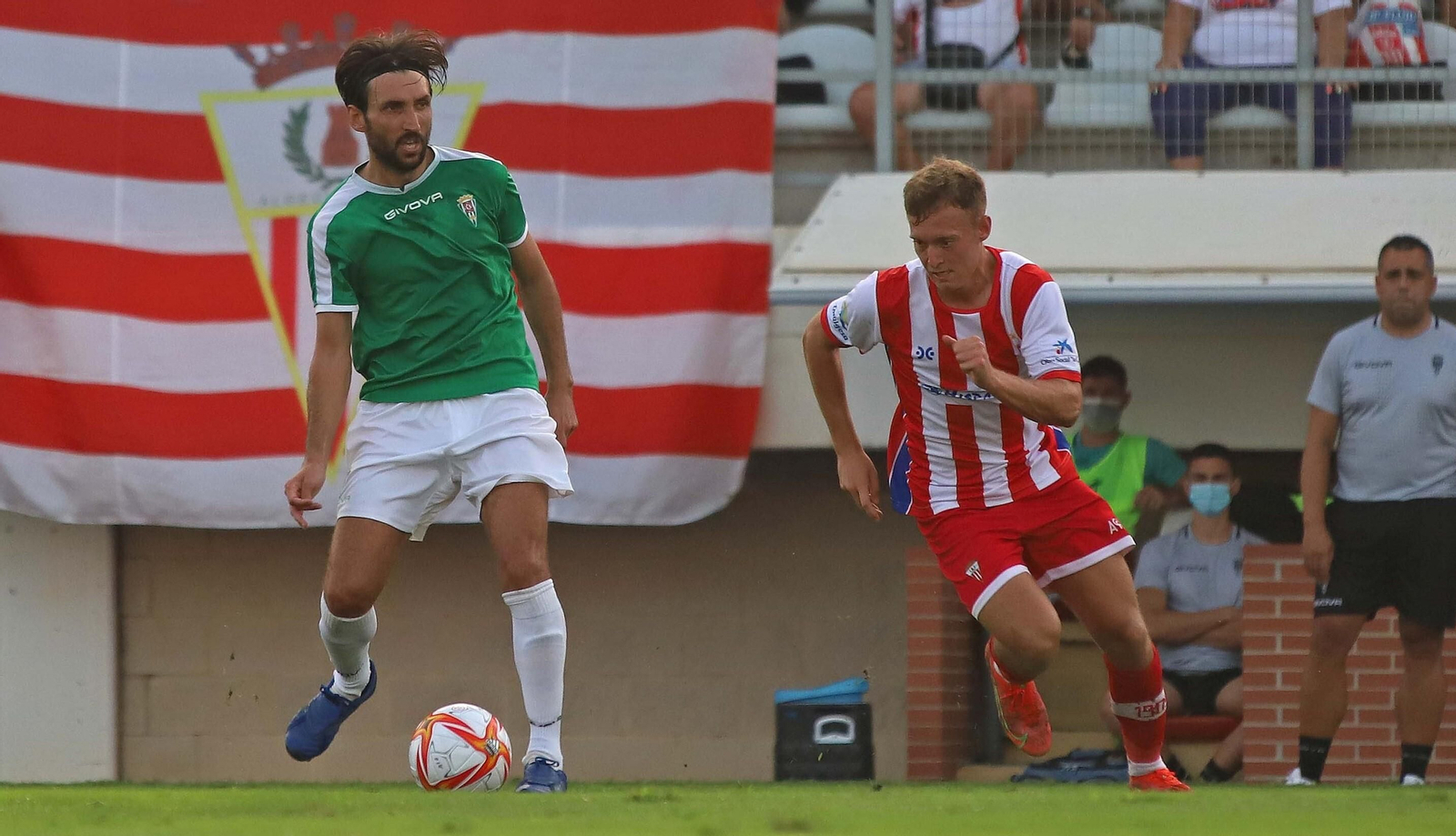 La plantilla del Córdoba CF 21-22, uno a uno