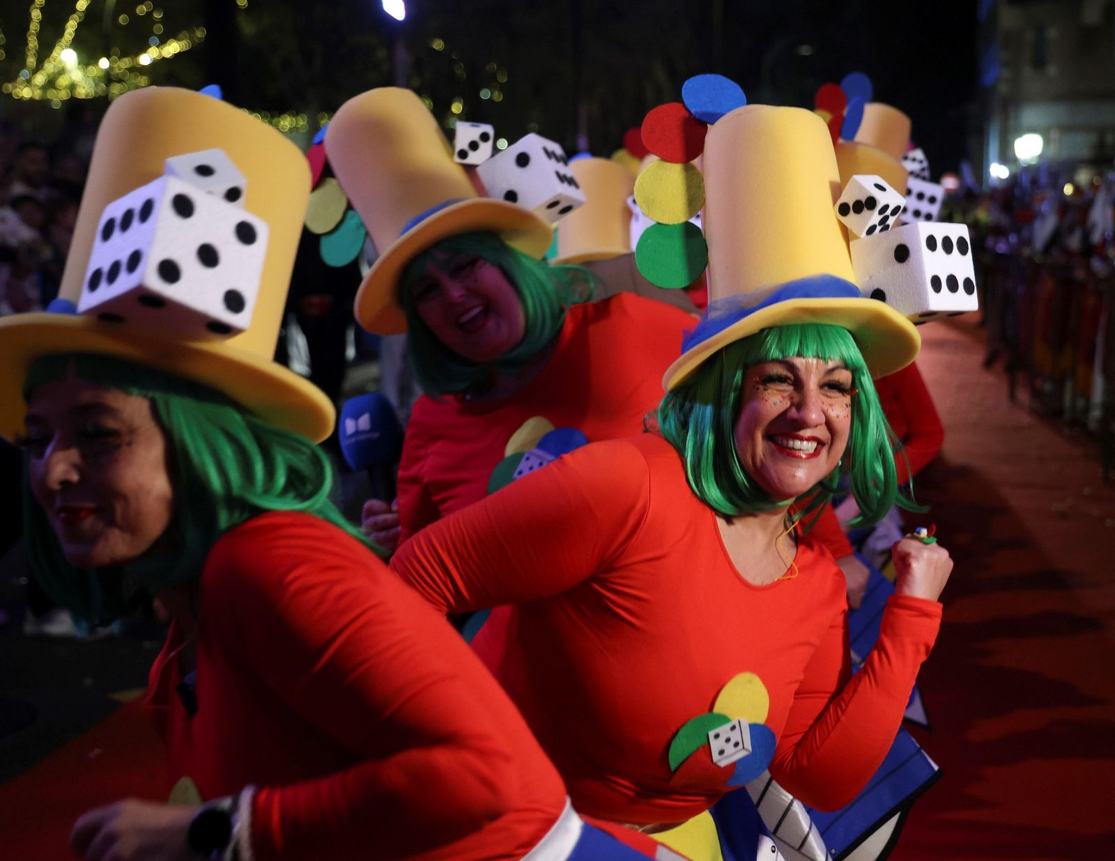 Los Reyes Magos llenan Málaga de ilusión tras la lluvia