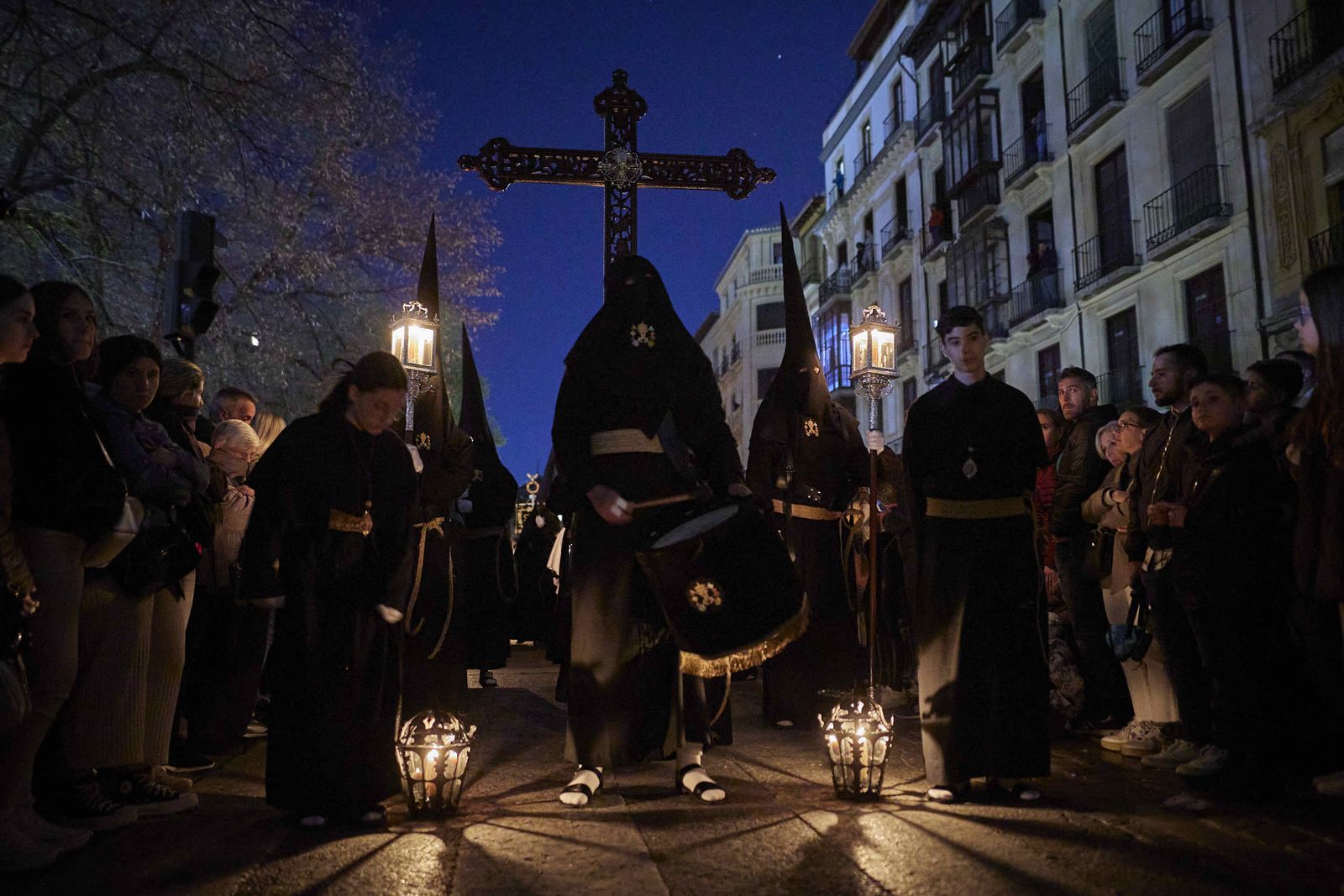 Semana Santa 2023: Imágenes de El Silencio en Granada