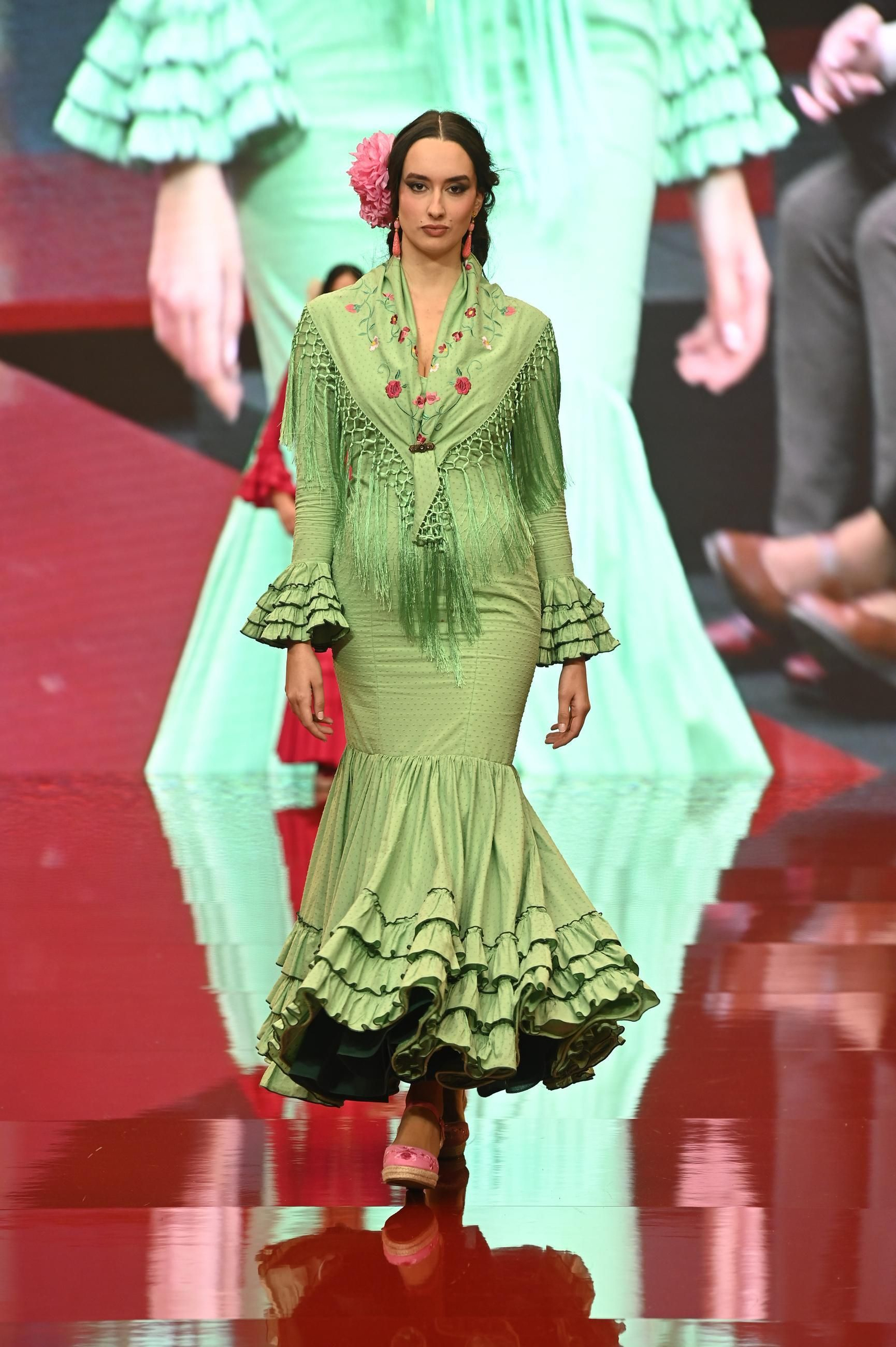 Huelva Flamenca 2025: Desfile de Micaela Villa