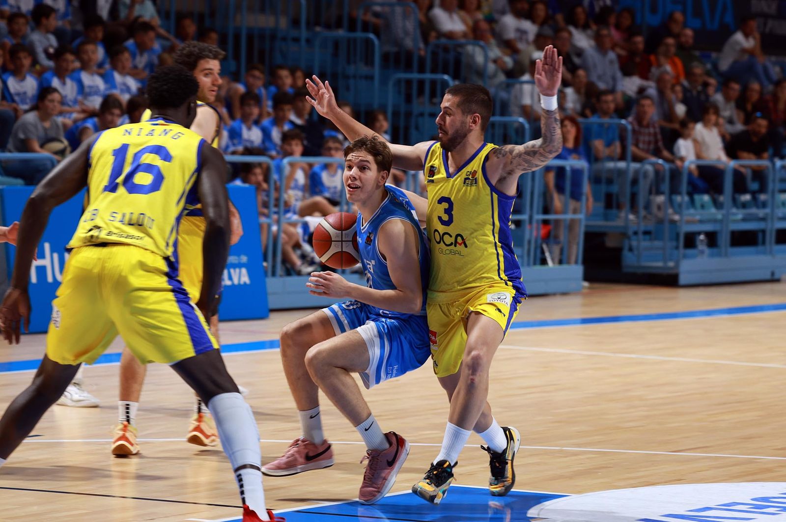 Las mejores imágenes del Ciudad de Huelva-CB Salou