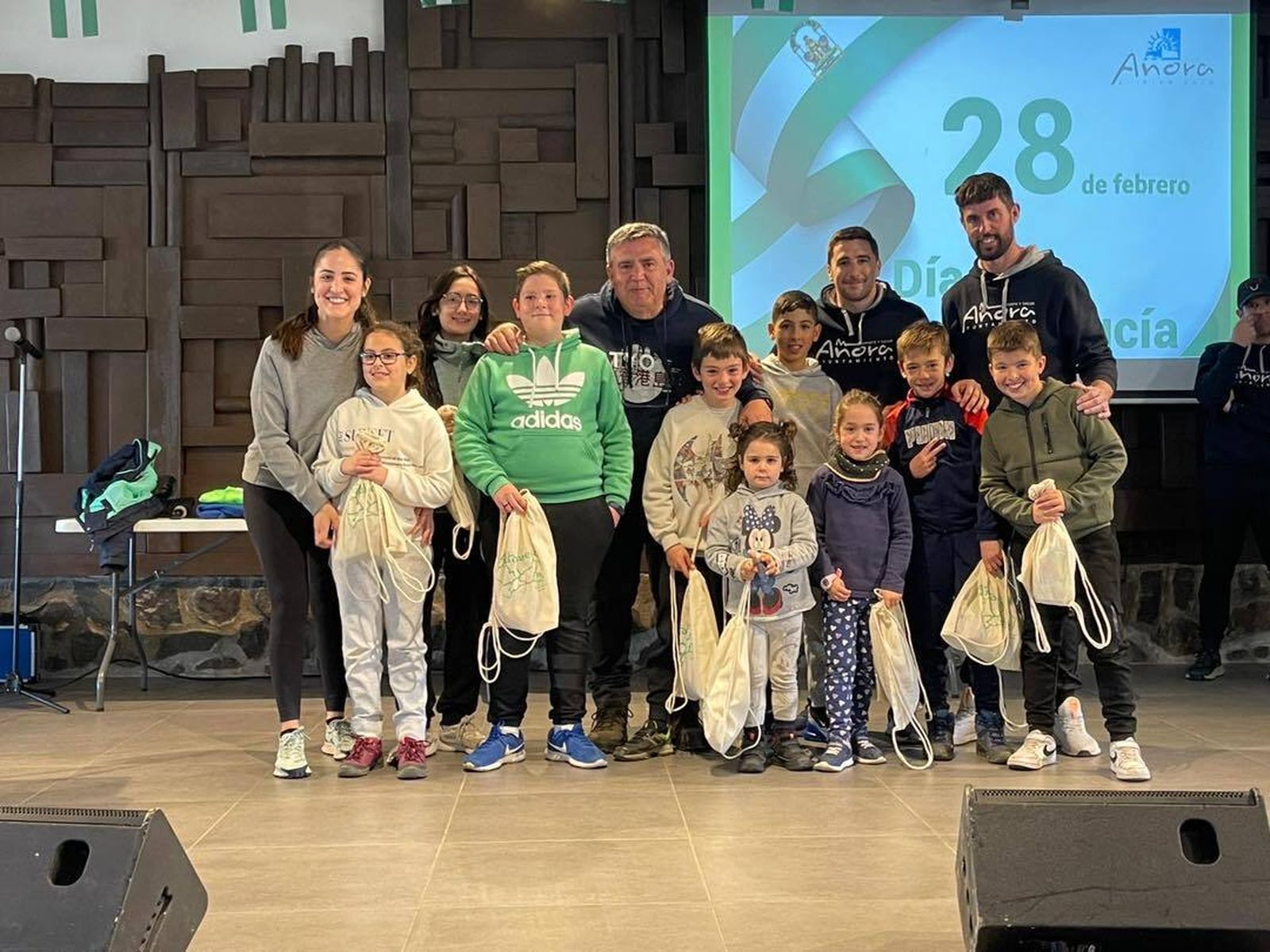 La celebración del Día de Andalucía en los pueblos de Córdoba, en imágenes