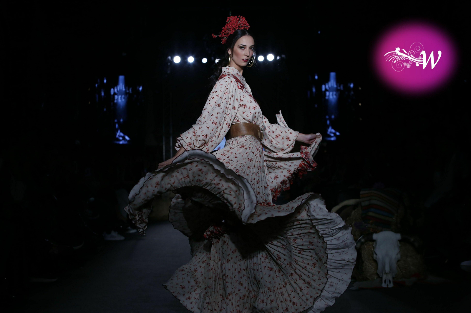 Javier Mojarro presenta su nueva colección en We Love Flamenco 2020, todas las fotos de su desfile