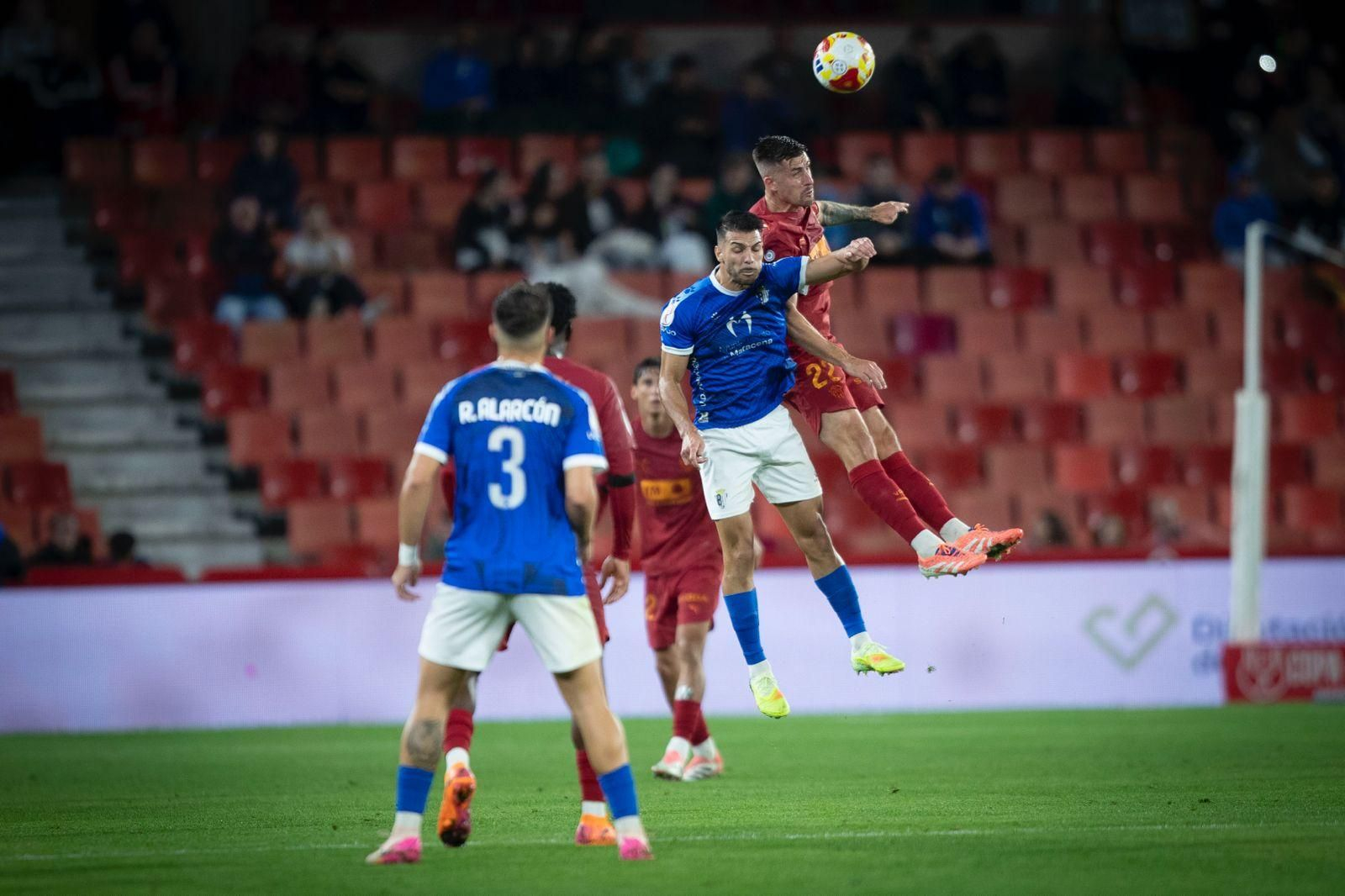 Las mejores imágenes del duelo copero entre UD Maracena y Valencia CF