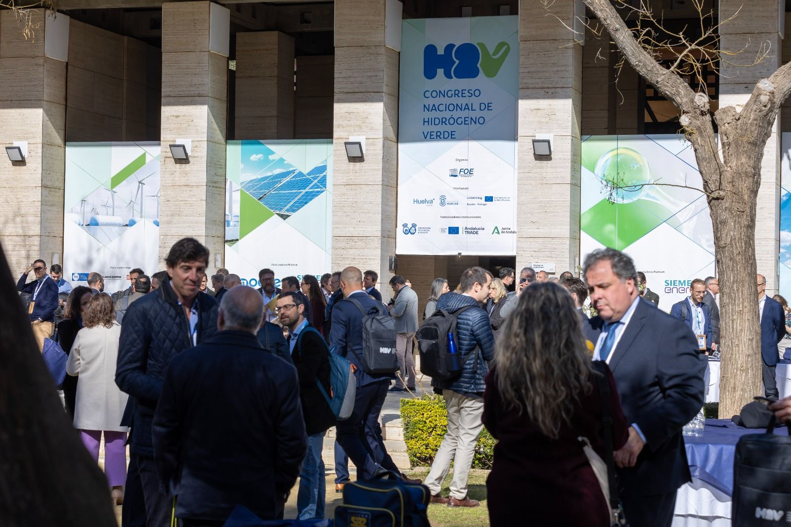 Asistentes a la segunda edición del Congreso Nacional de Hidrógeno Verde celebrado en Huelva.