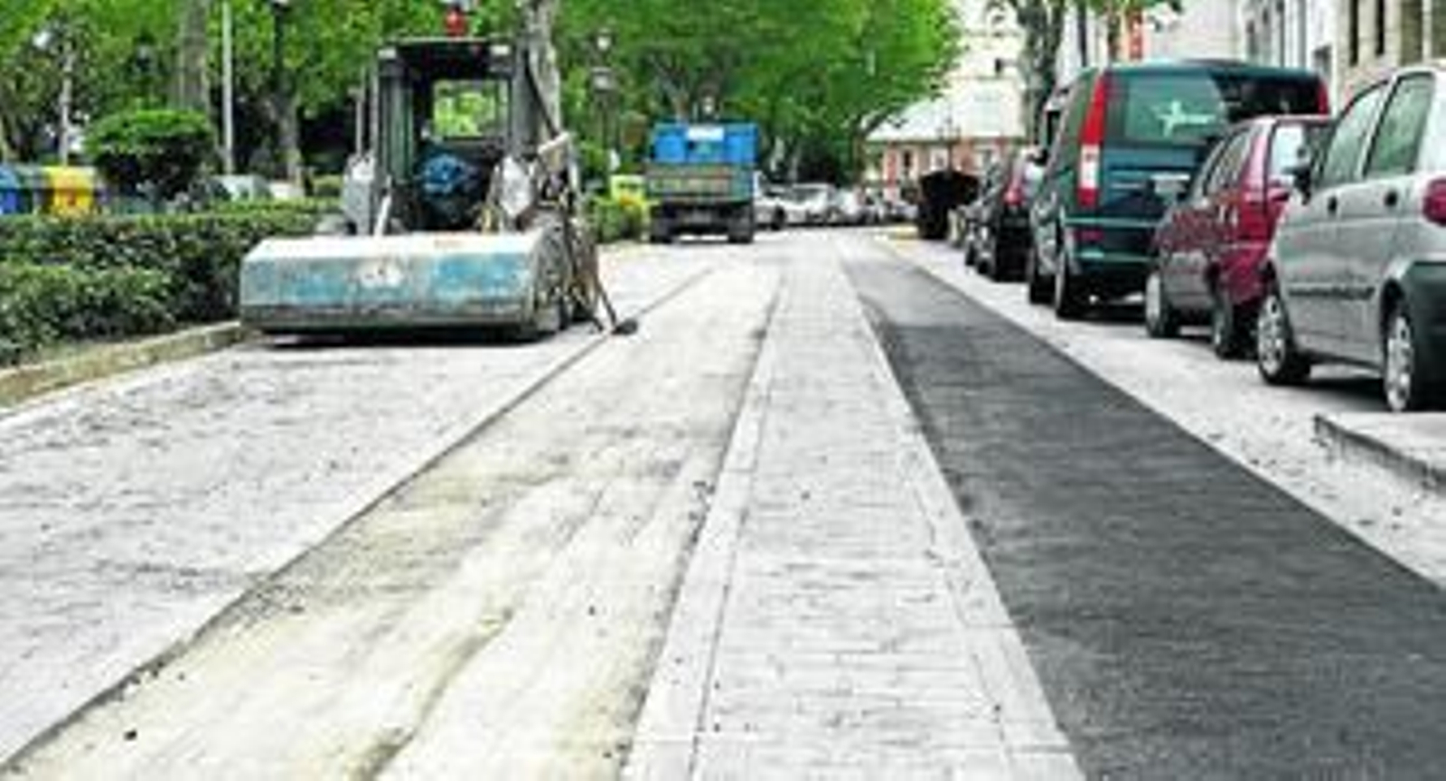 Aspecto de las obras que se hicieron en su día a la altura de la iglesia del Carmen en el carril contrario al que se va a actuar ahora.