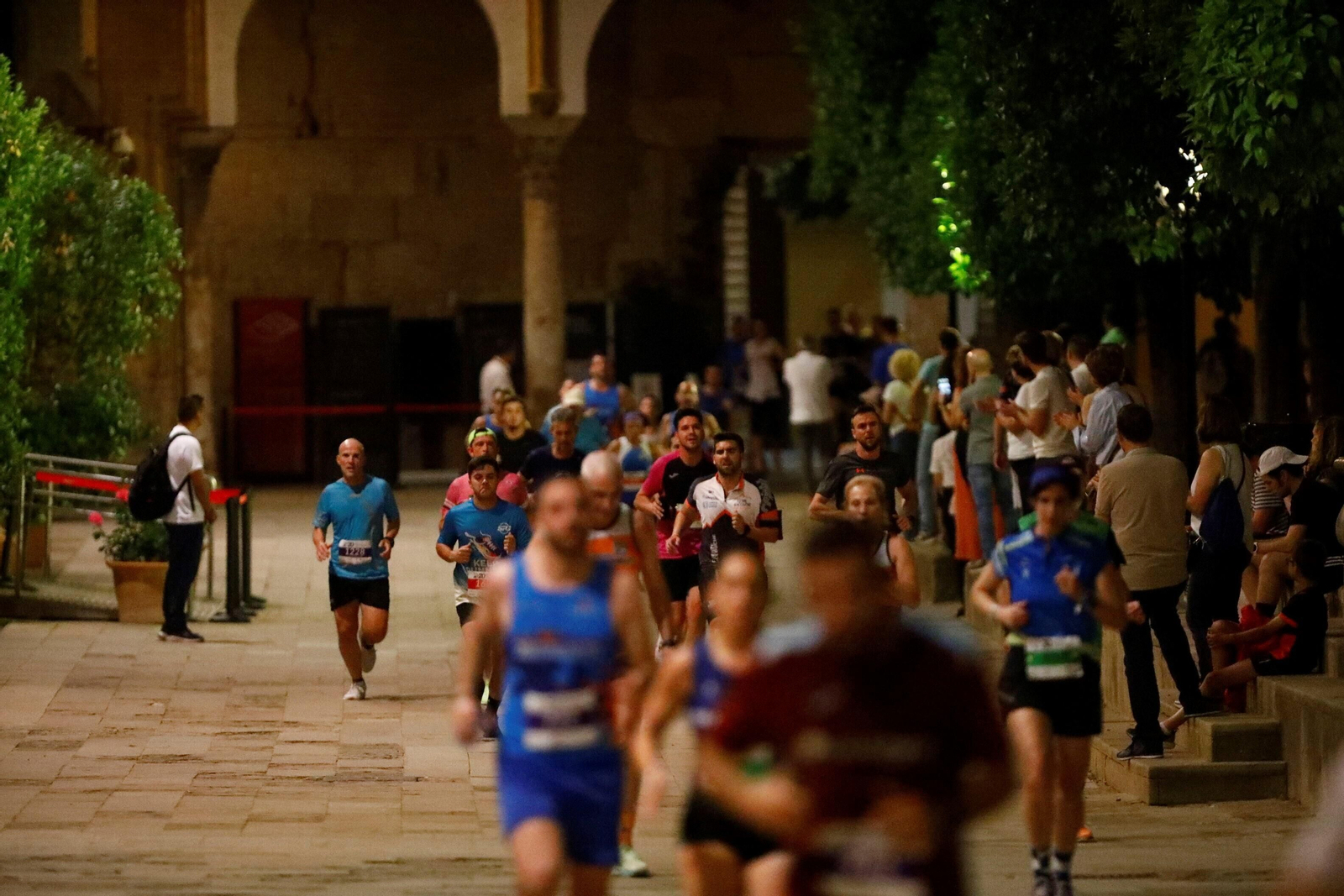 Las mejores fotos de la XX edición de la Nocturna Trotacalles en Córdoba