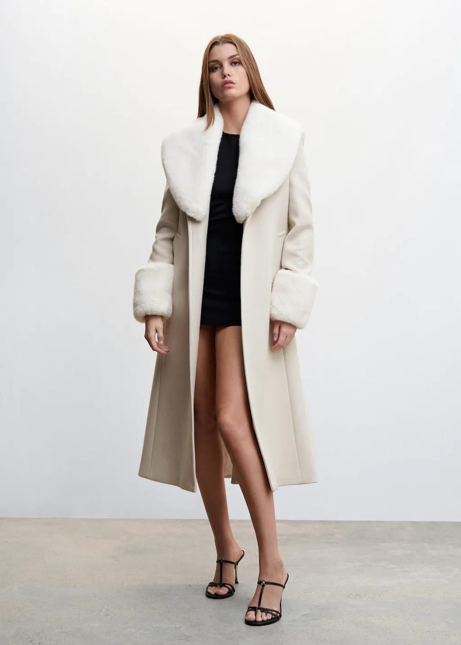 Abrigo de lana de Mango.