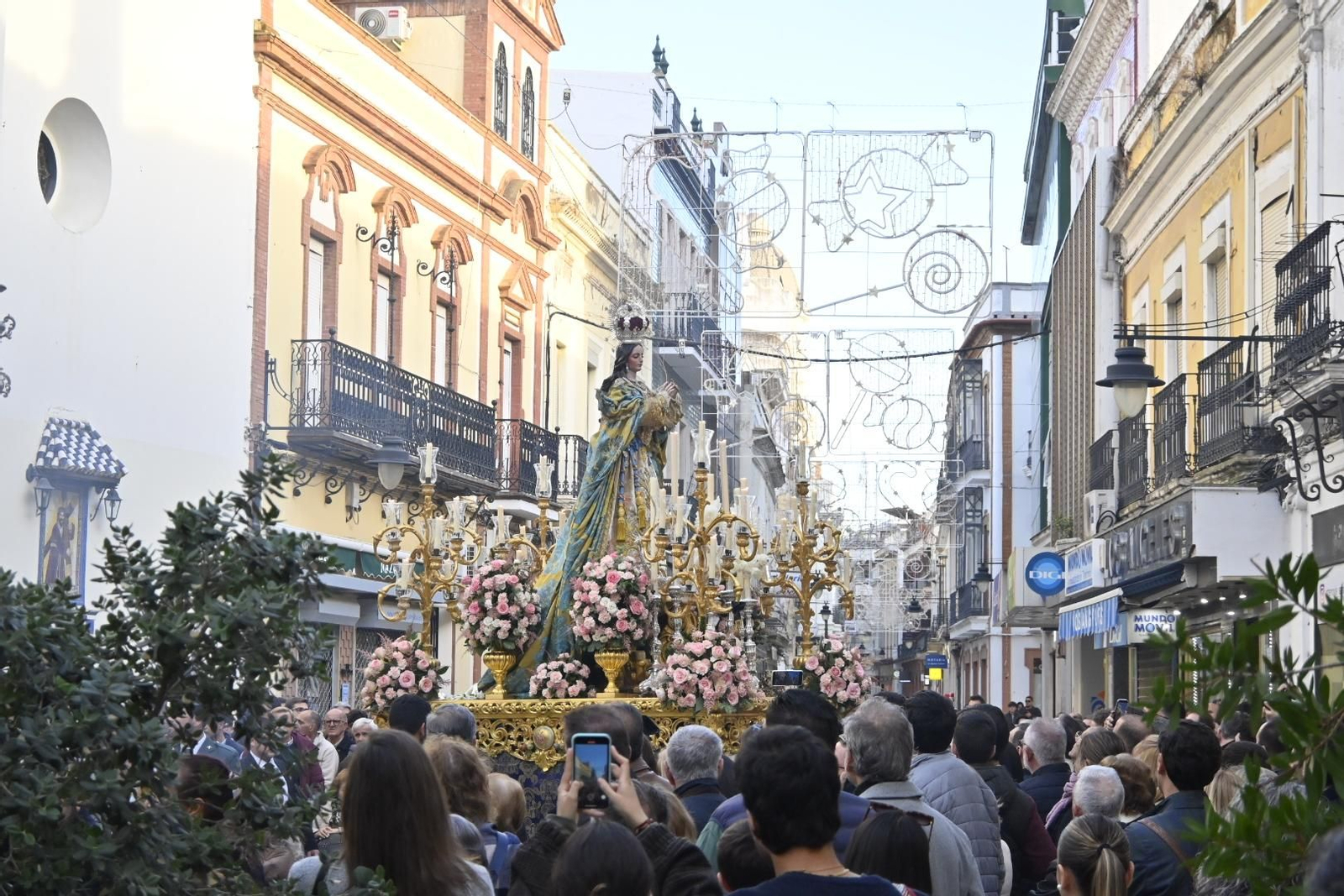 Imágenes de la procesión de la Virgen de la Inmaculada en Huelva