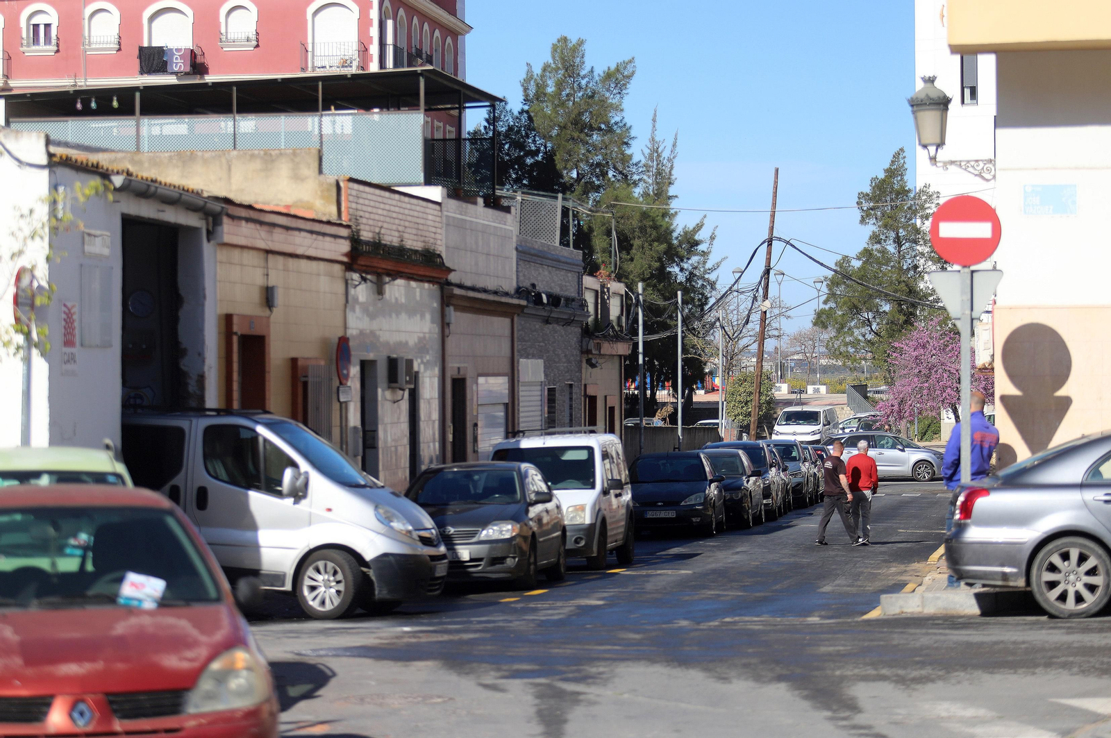 Barrio a Barrio: Imágenes de la Barriada de Los Dolores